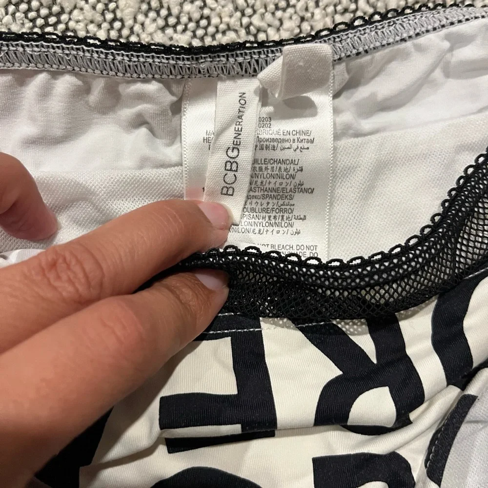 BCBG bikini - Picture 3 of 3